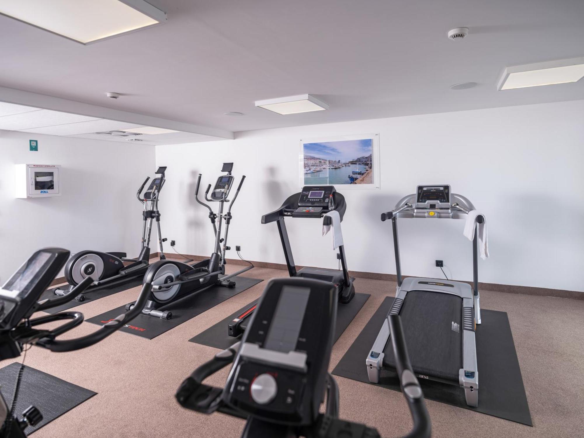 Отель Golden Tulip La Baule Экстерьер фото