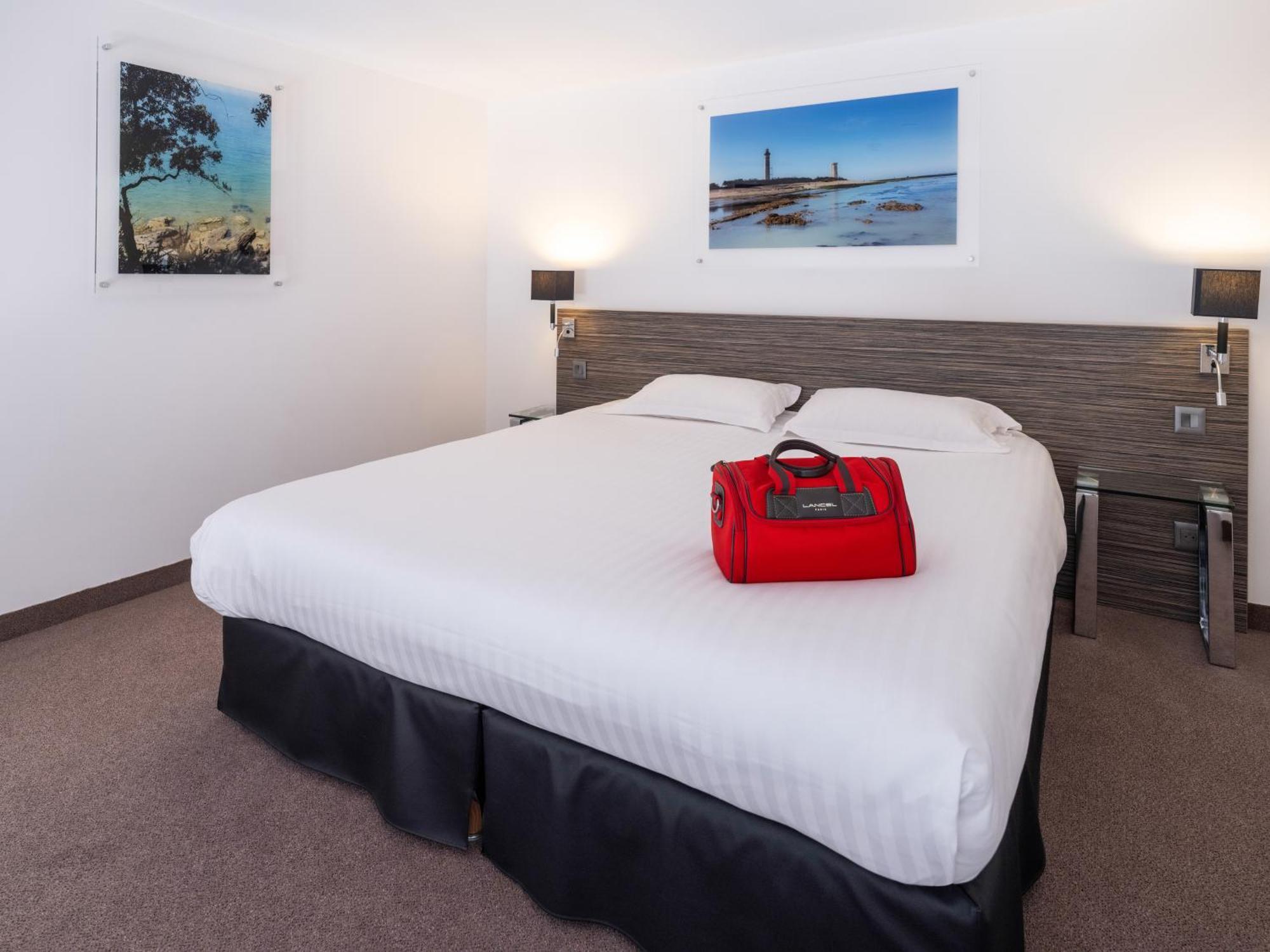 Отель Golden Tulip La Baule Экстерьер фото