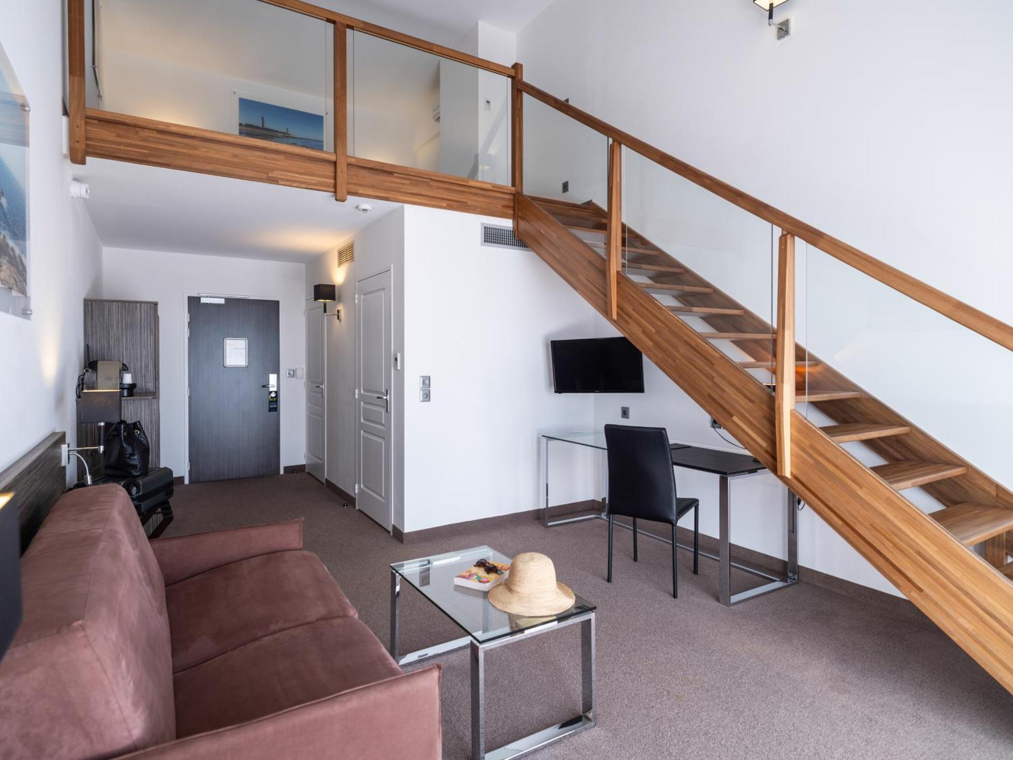 Отель Golden Tulip La Baule Экстерьер фото