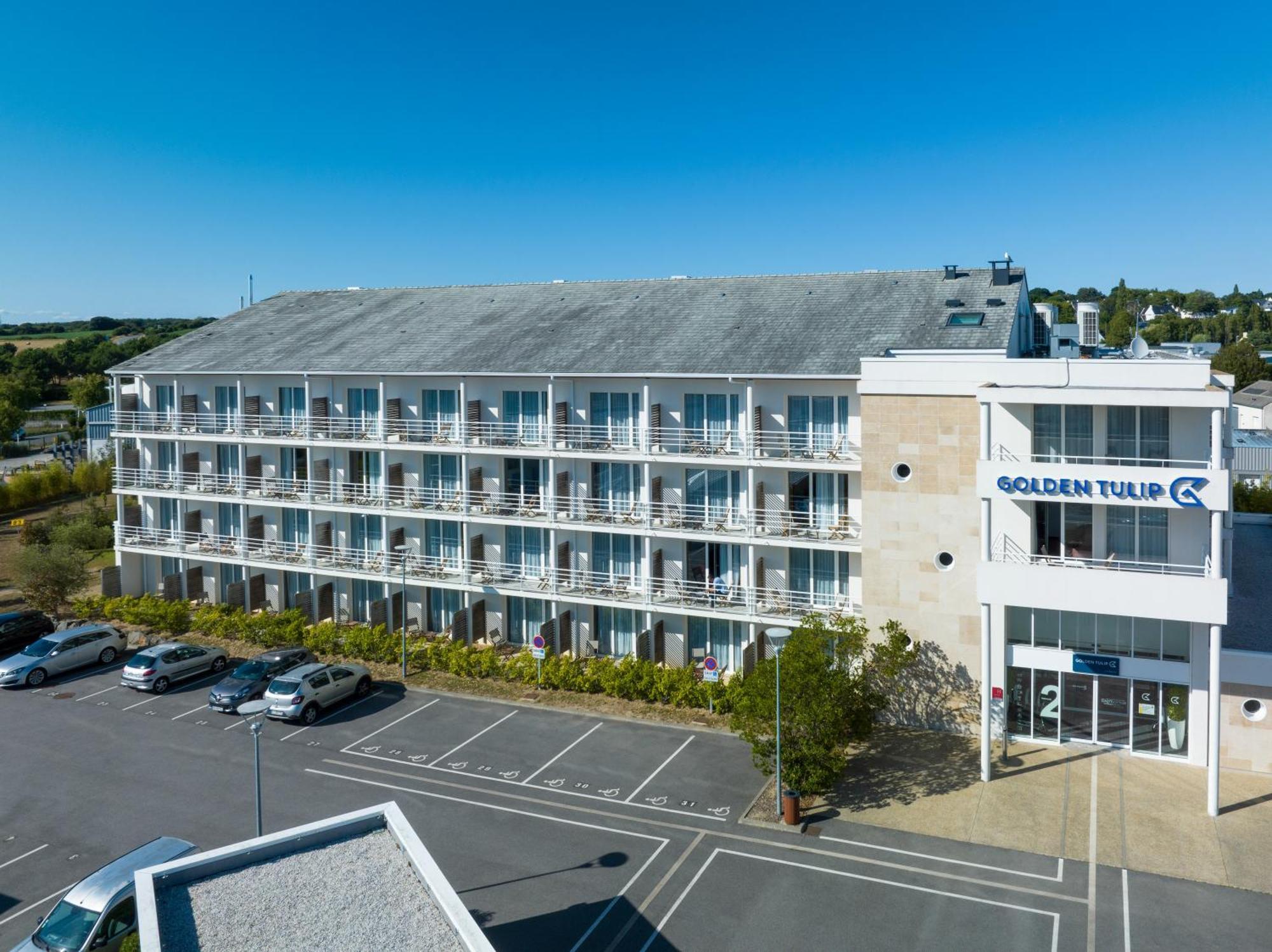 Отель Golden Tulip La Baule Экстерьер фото