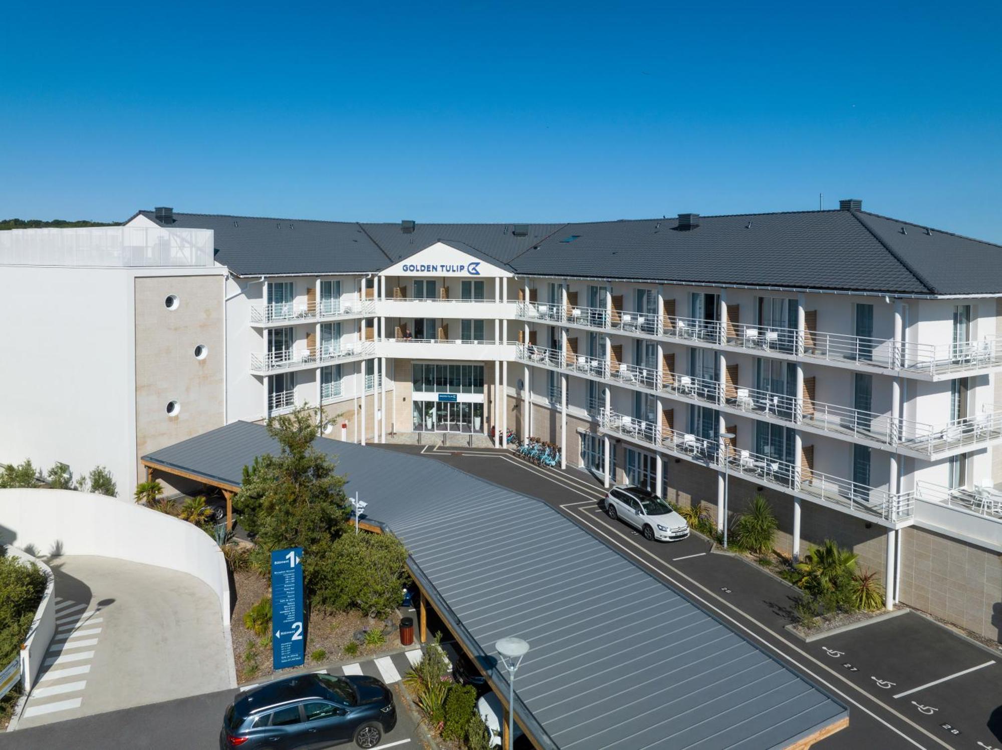 Отель Golden Tulip La Baule Экстерьер фото