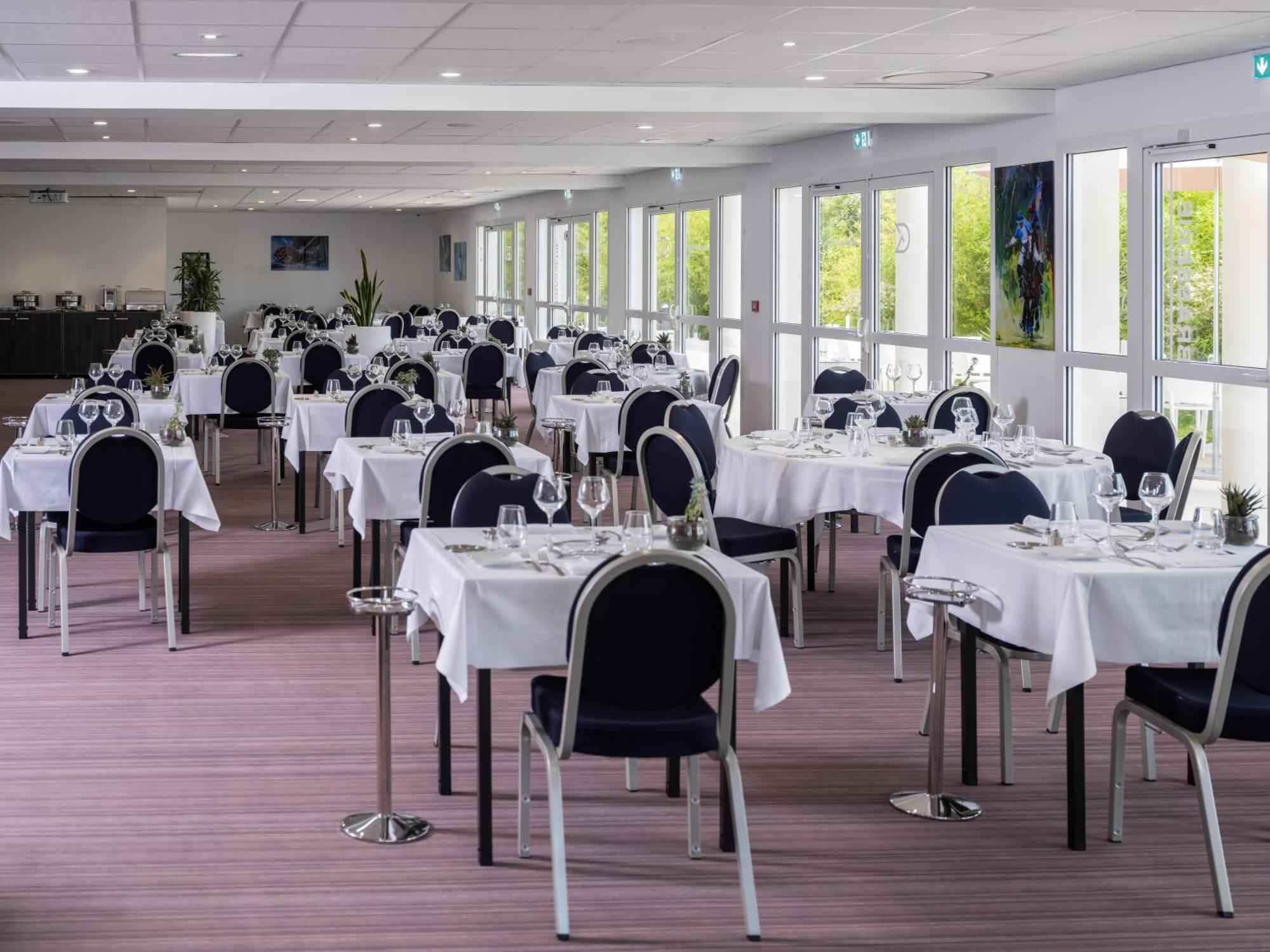 Отель Golden Tulip La Baule Экстерьер фото