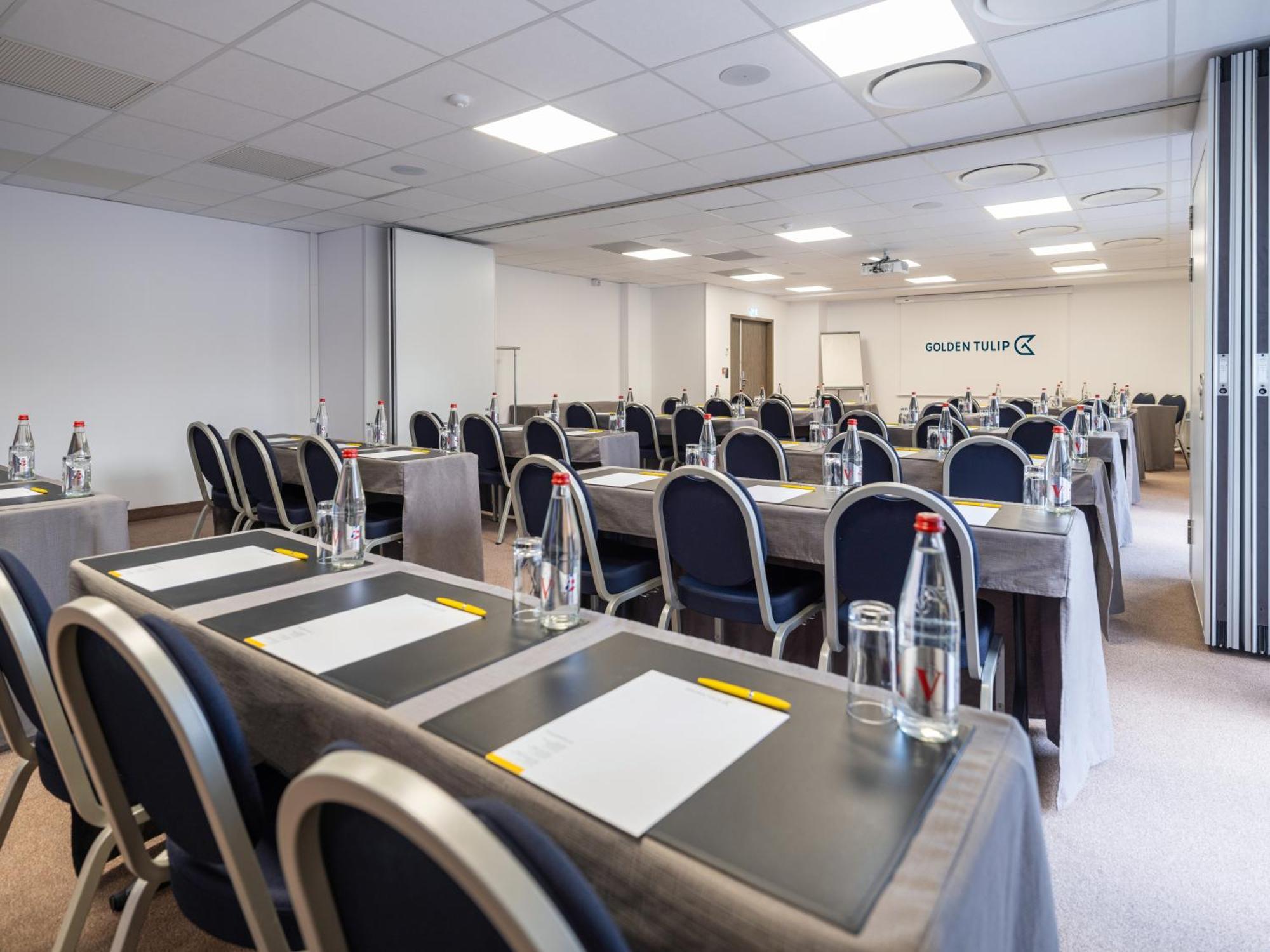 Отель Golden Tulip La Baule Экстерьер фото